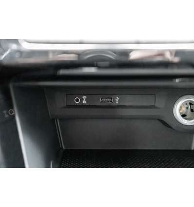 USB hub - Retrofit kit - VW Touran 5T