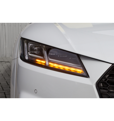 Set fari anteriori LED Matrix con luce diurna LED e freccia dinamica - Audi TT 8S (FV)