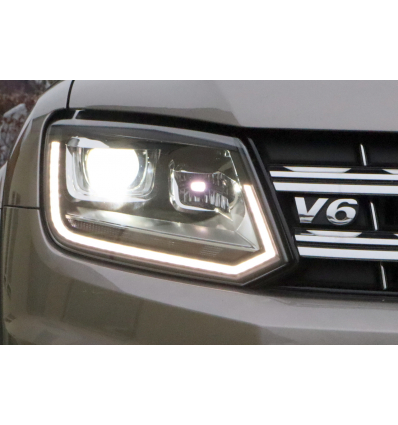 Set fari anteriori Bi-xenon con luce diurna LED - VW Amarok 2H, S1, S6